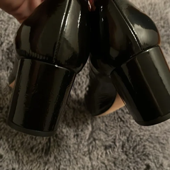 Chloe Black patent solid heels size 37 EUR 6,5 USA. - Picture 9 of 15